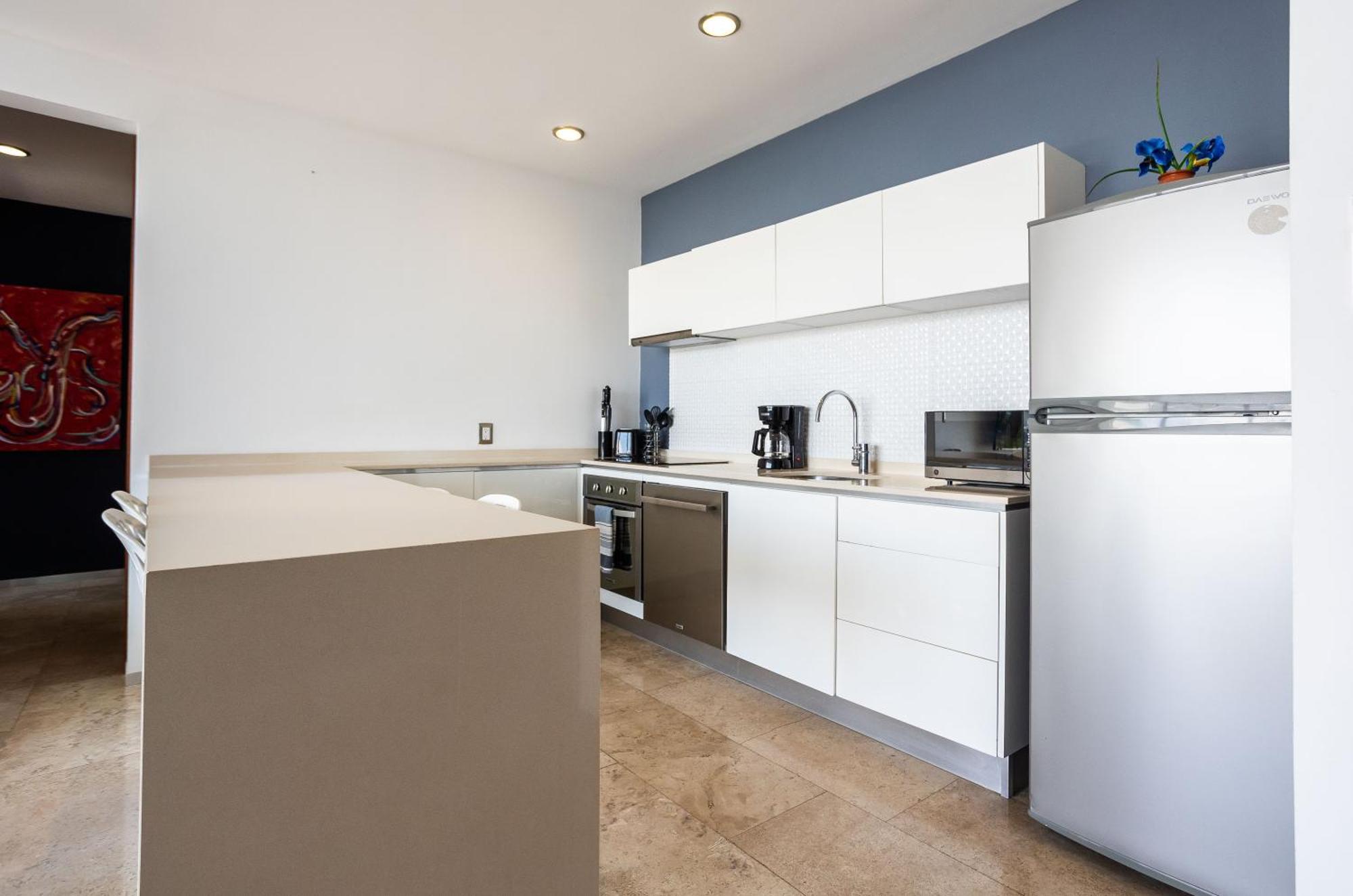Apartment Beautiful 2bd 2bth, Ocean Views