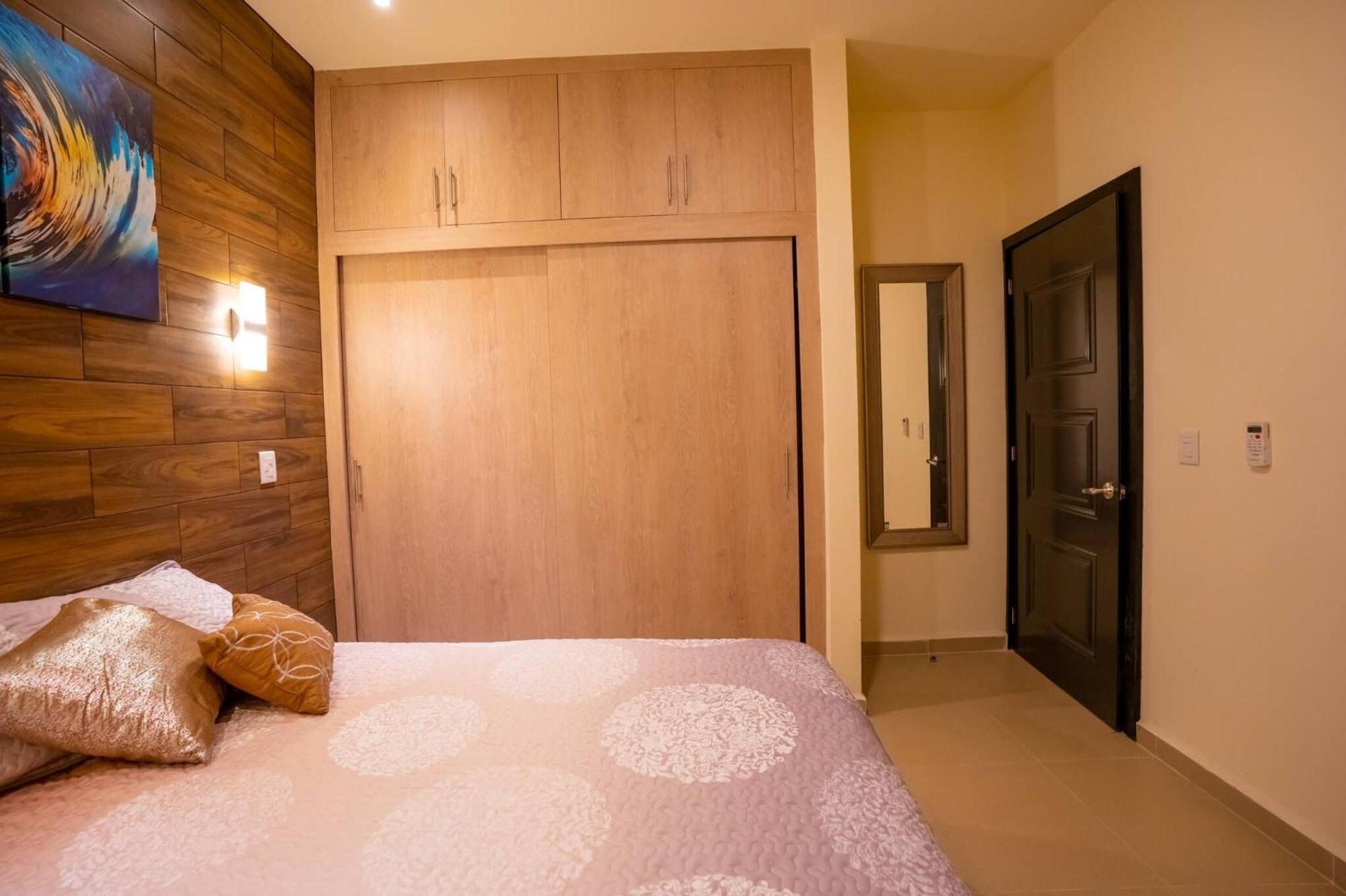 Luxury With Poll