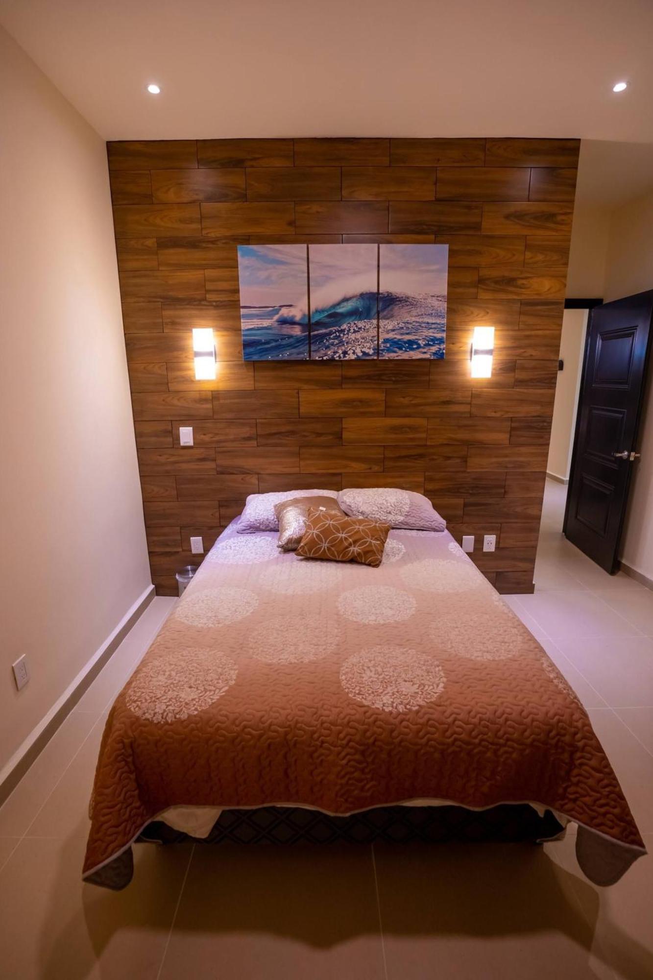Apartment Luxury With Poll