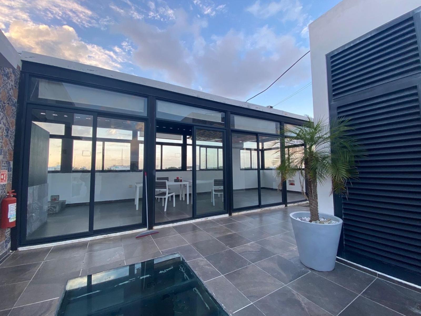 Mia Center Aparthotel