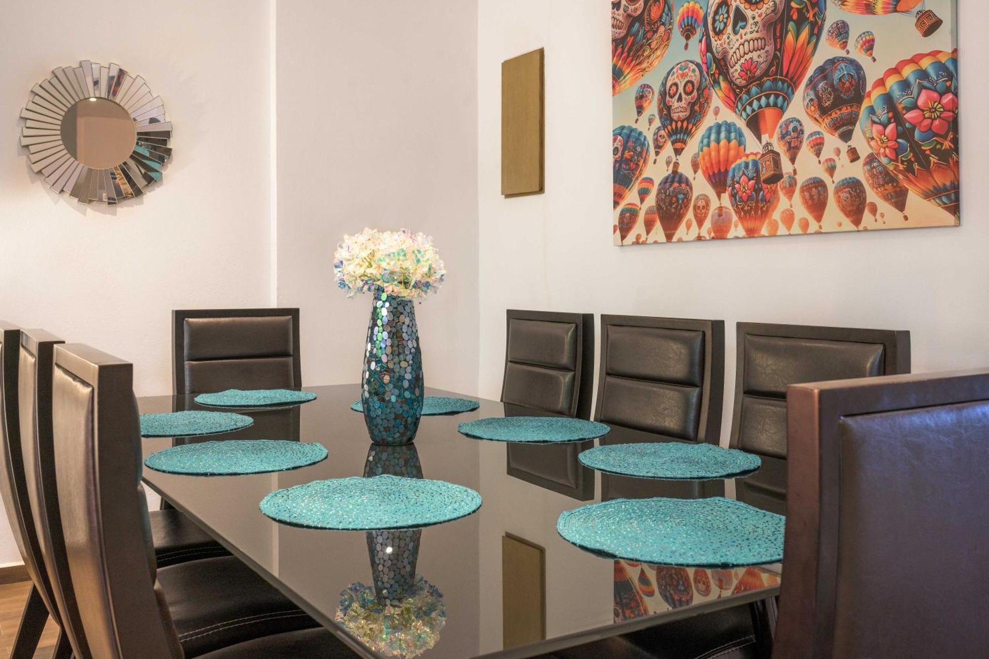 Spacious 200m From & 5th Ave Apartamento *
