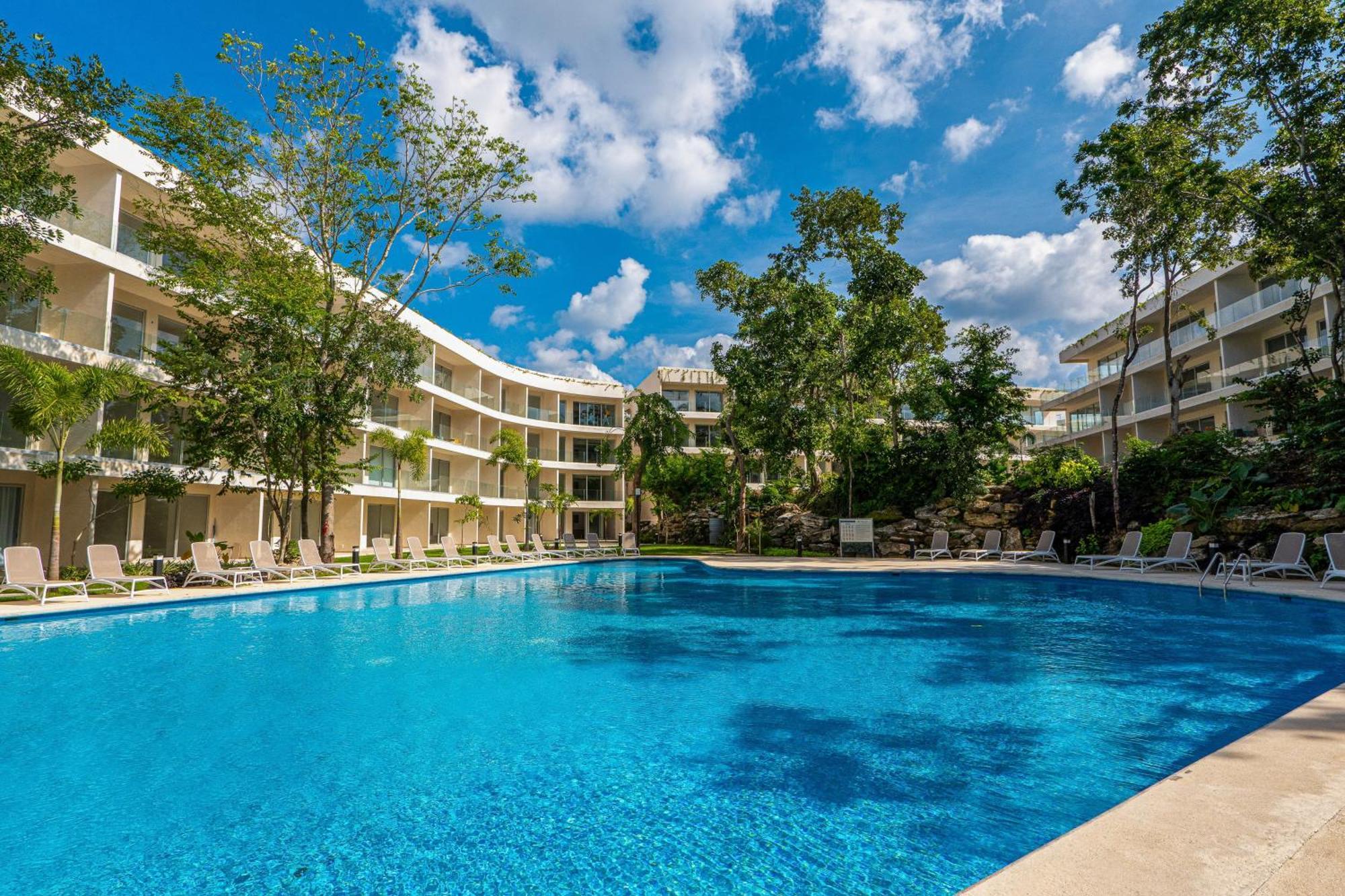 Emerald Escape Tl B103 Hotel