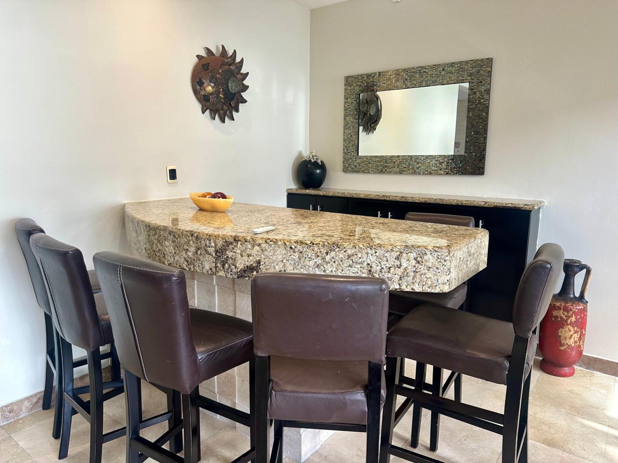 Apartment El Faro 302 Coral 3 Bdrs Ph