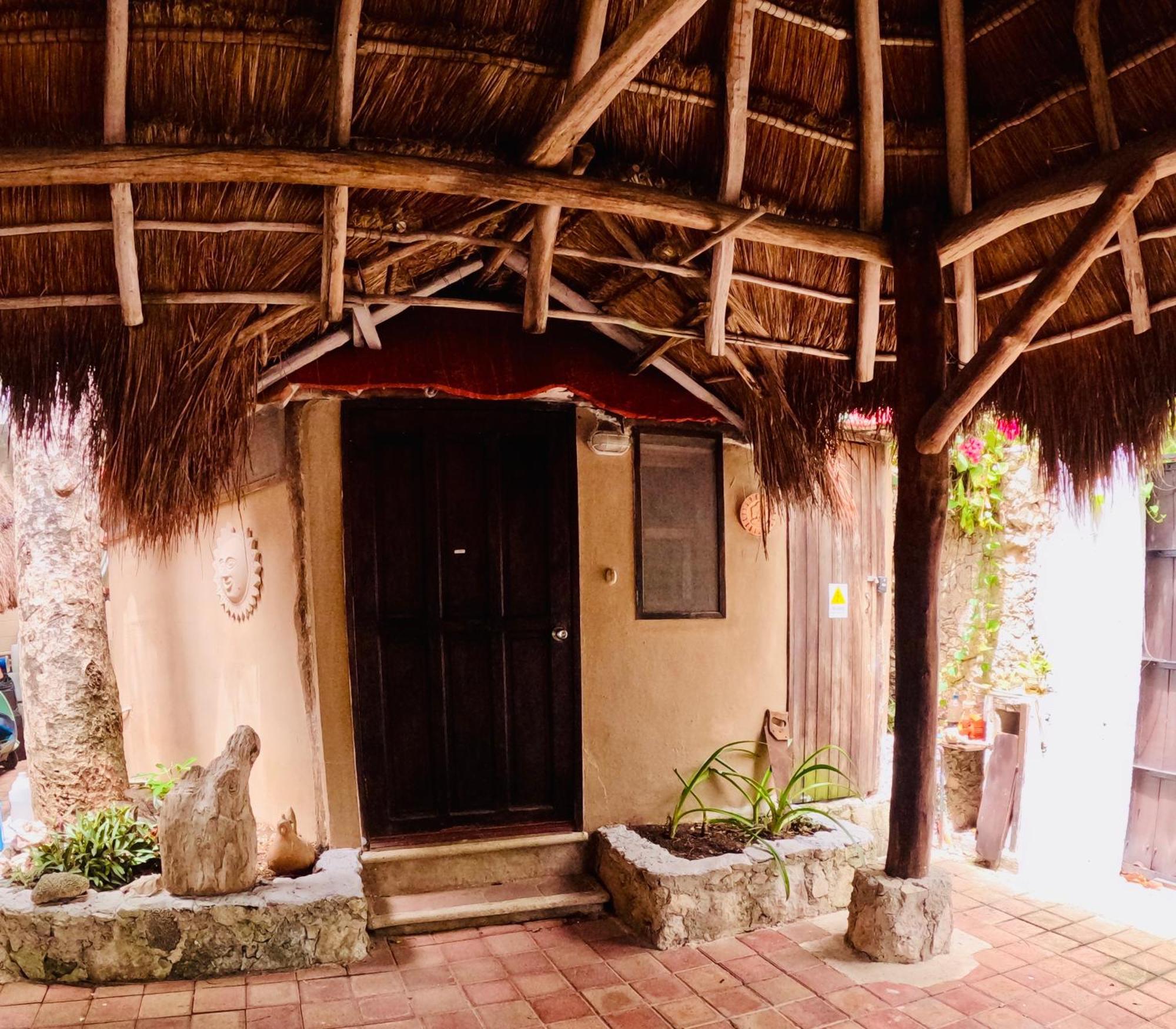 Khách sạn Casaejido 2*