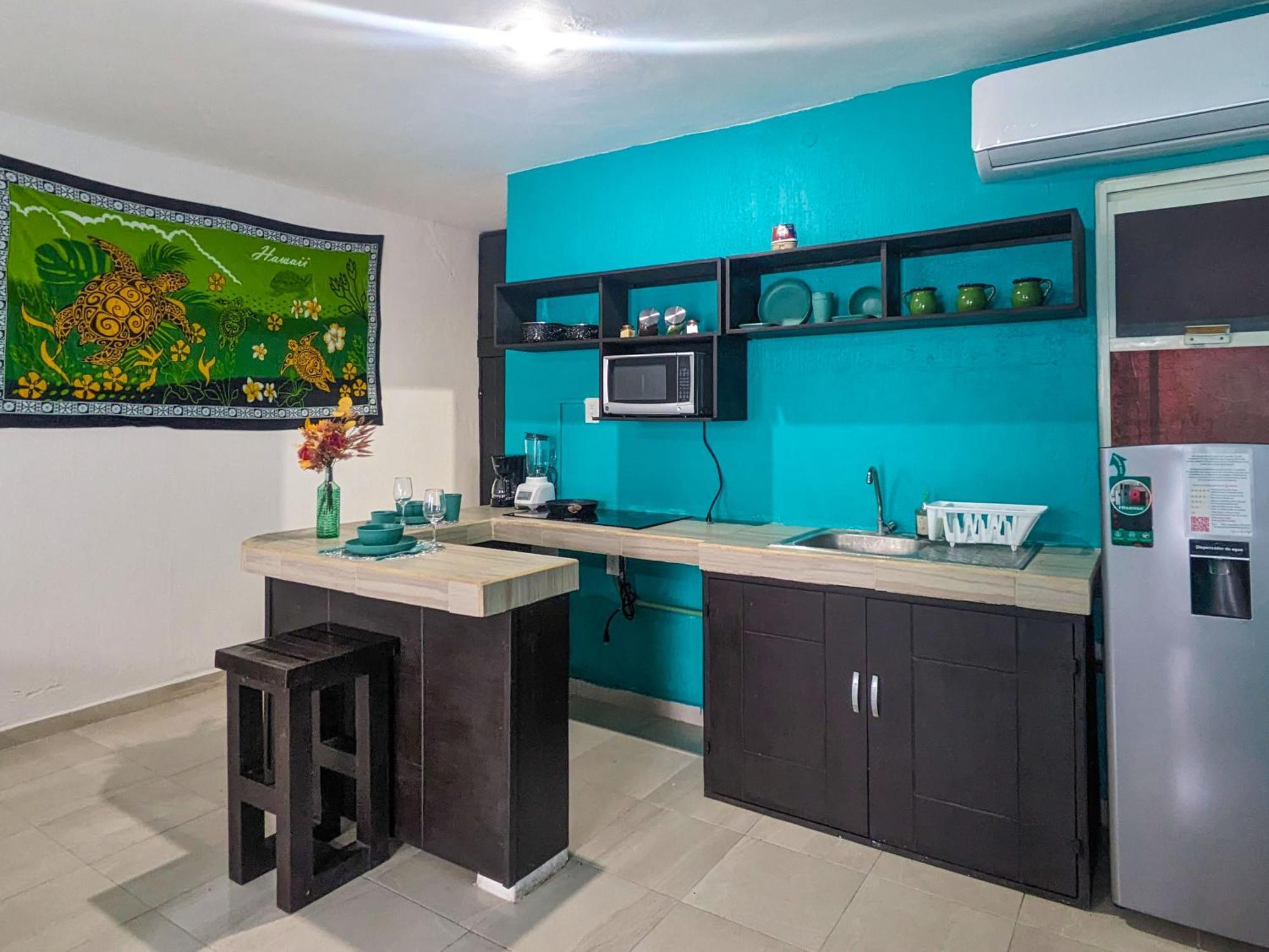 Apartment A5 Beachside Bliss Family Hawaiian Themed Quad Kitchen Ac
