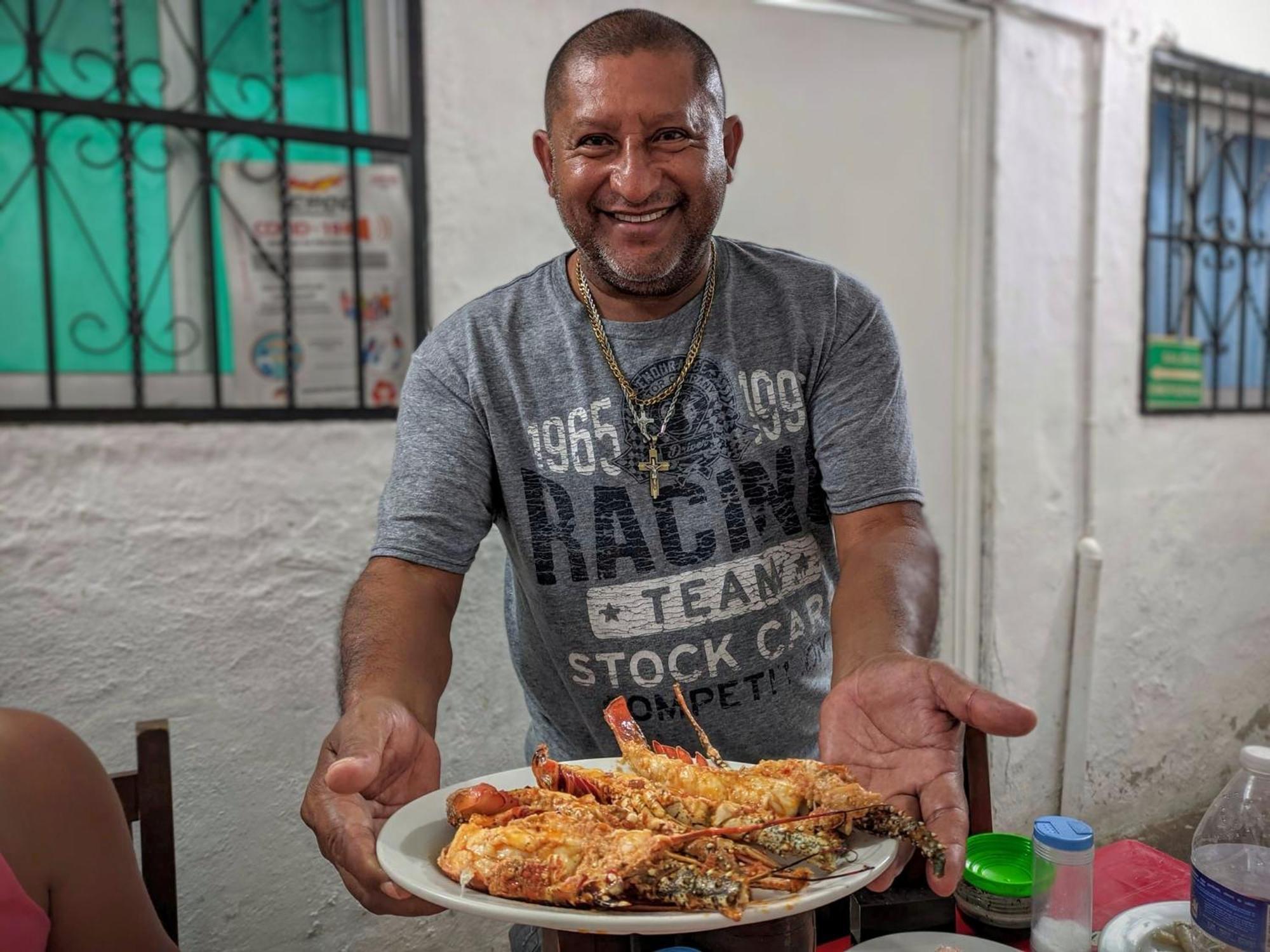 A5 Beachside Bliss Family Hawaiian Themed Quad Kitchen Ac Playa del Carmen