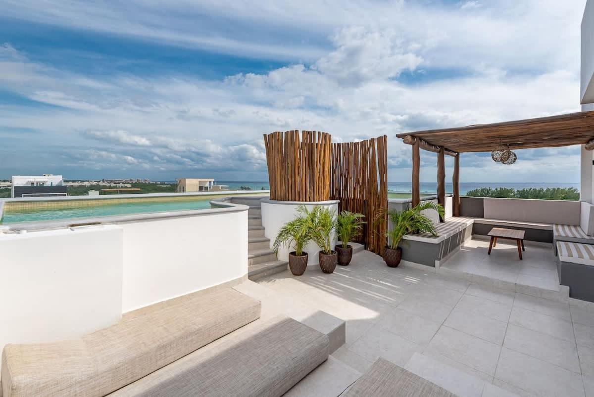 Ocean View From Your King Bed Apartment *