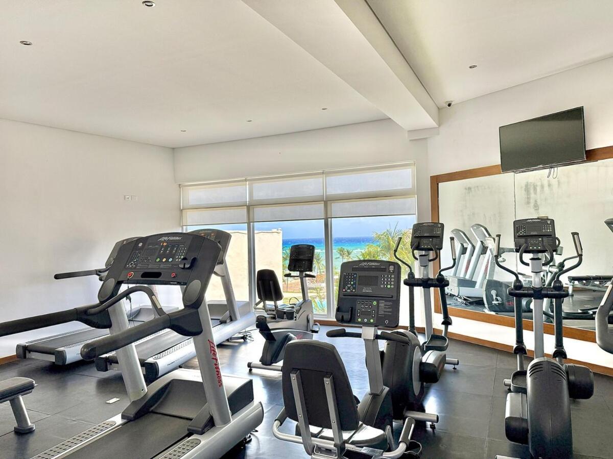 Private Club-penthouse For Large Groups *