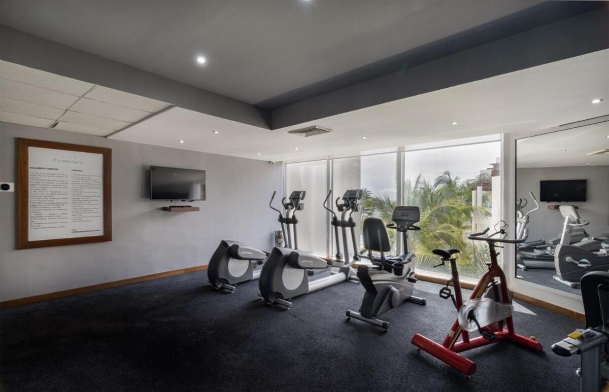 Private Club-penthouse For Large Groups