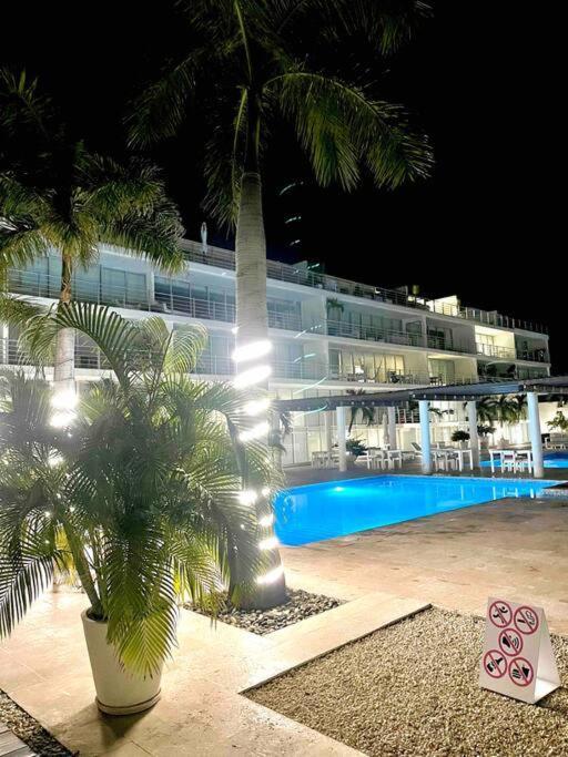 Apartment 3 Bedroom Ocean View, Gym/parking *