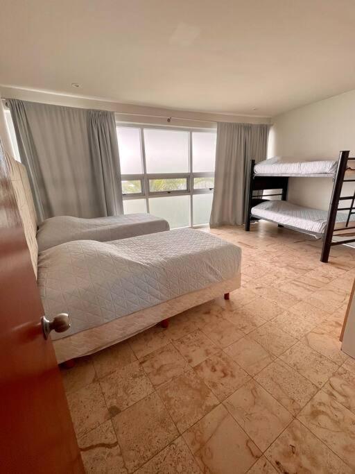 3 Bedroom Ocean View, Gym/parking