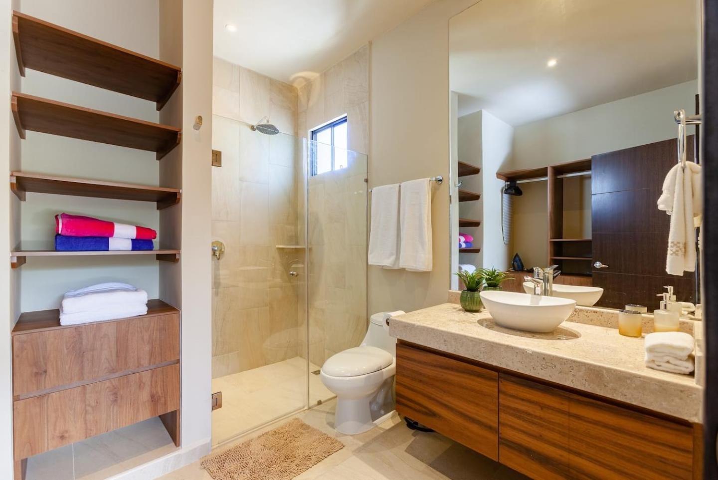 Сasa de vacaciones Coto8 Selvanova Gated, Wifi 200bm, King,6pools Playa del Carmen