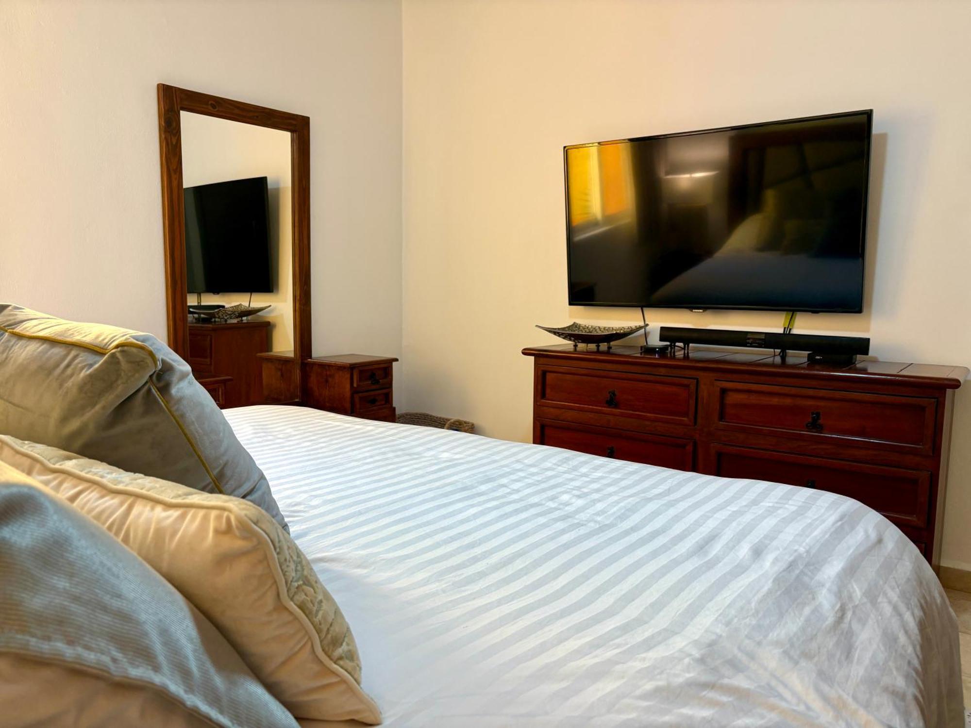 A Hideaway In Playacar - Private, Comfortable And Chic *