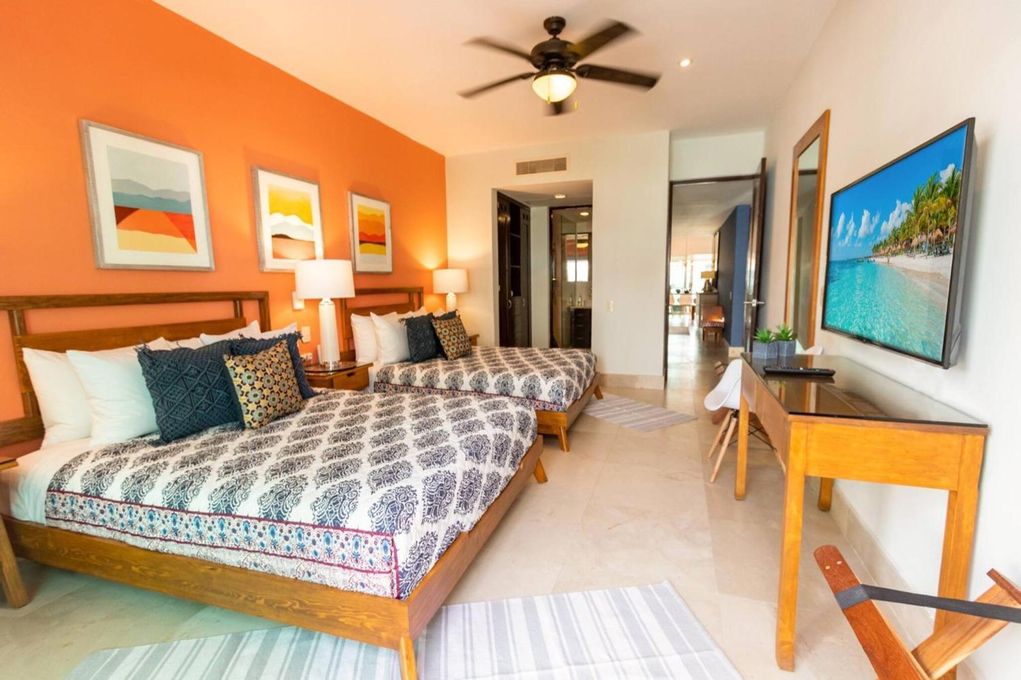 Modern 2 Bedroom Colorful And Creative - At Via 38 A13 *