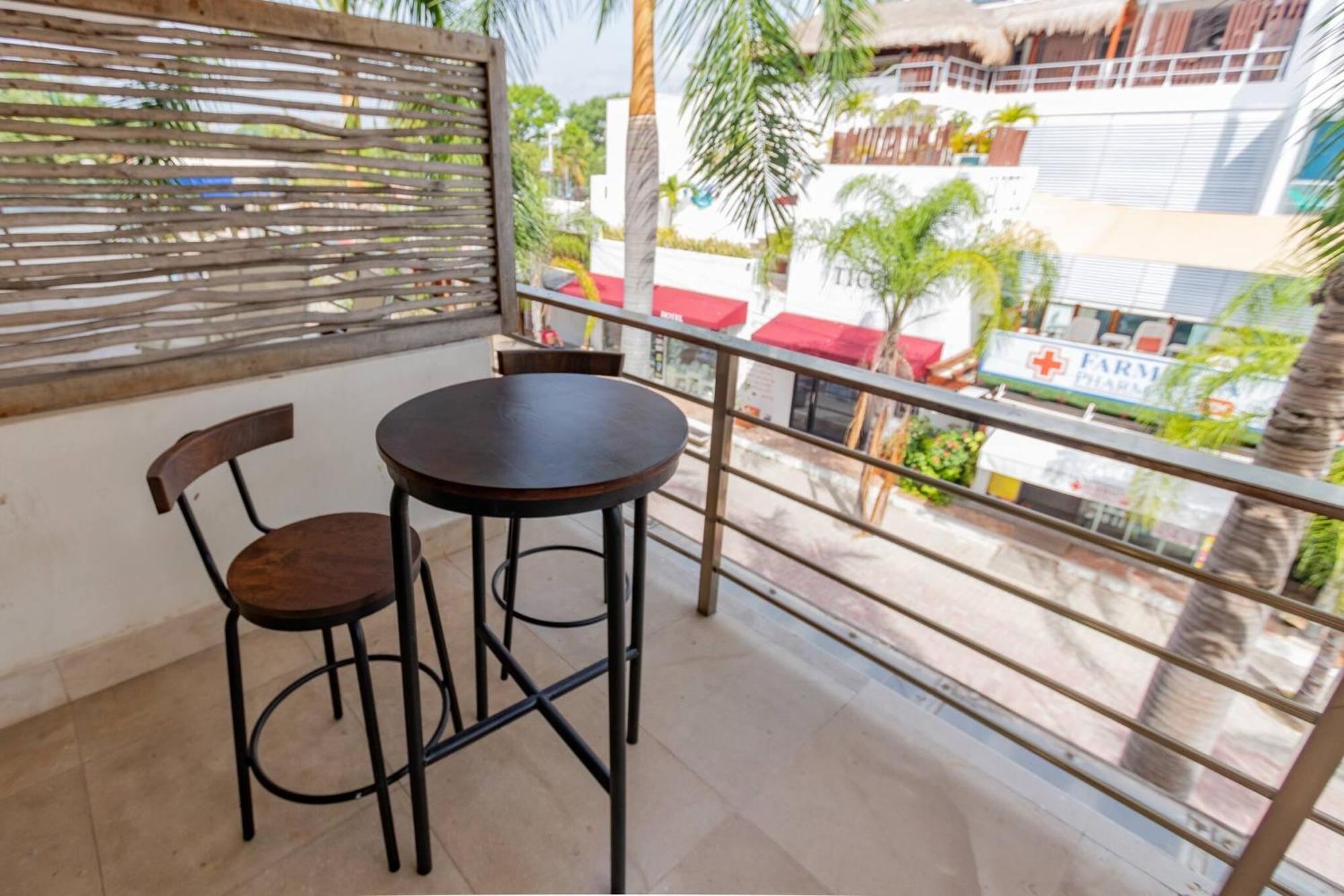 Modern 2 Bedroom Colorful And Creative - At Via 38 A13
