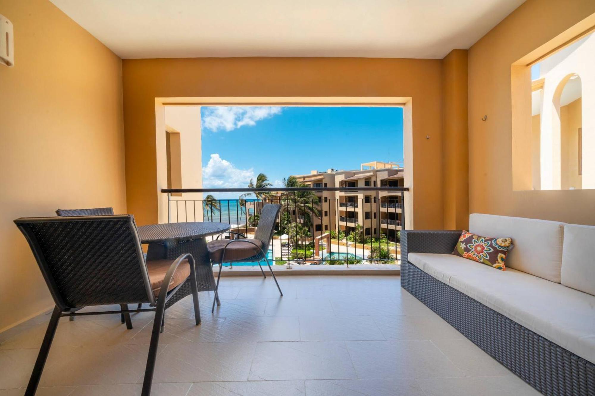 Ferienhaus Surf 301 - Luxury Oceanview Beachfront With Gym - At El Faro
