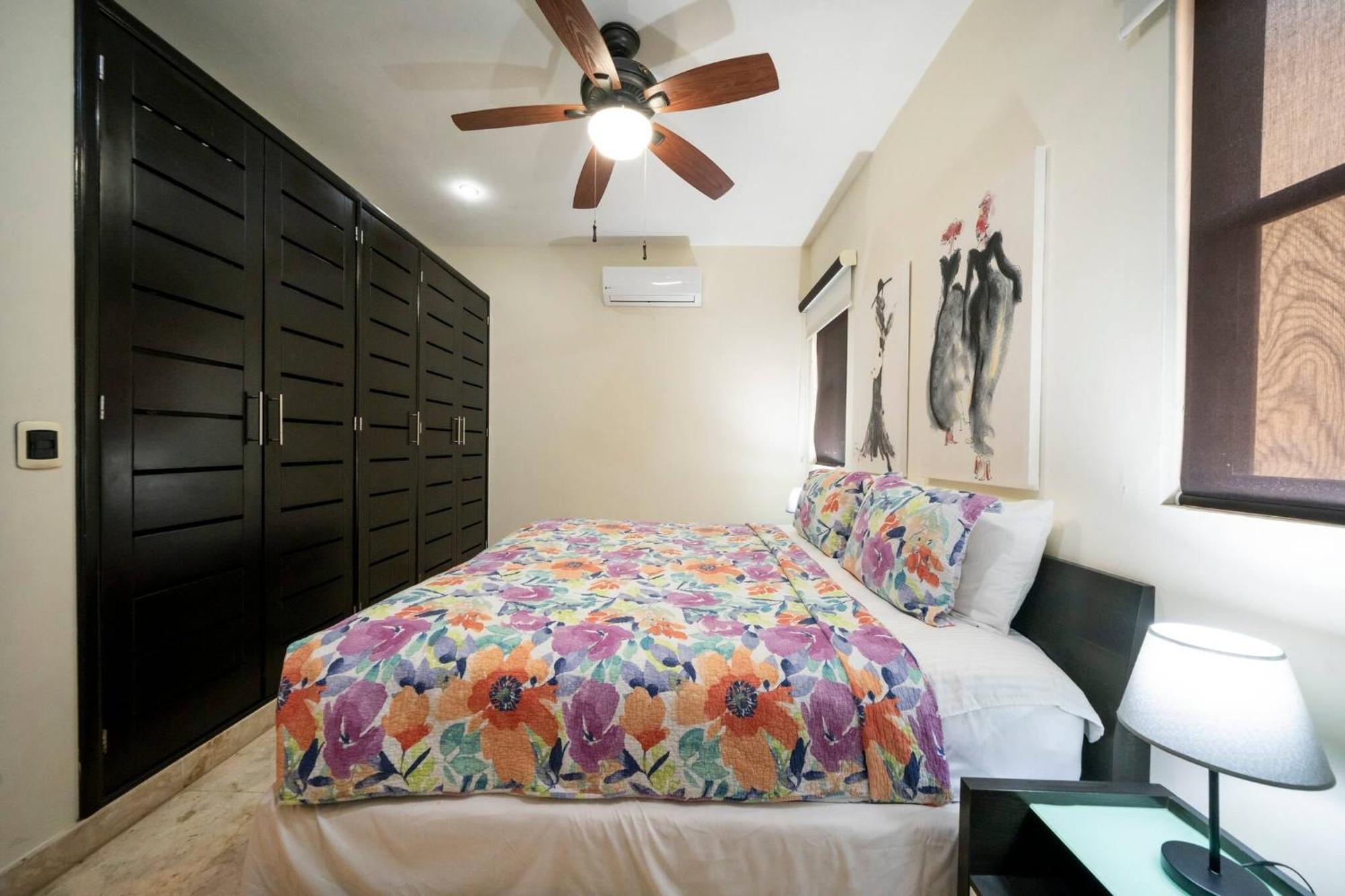 Surf 301 - Luxury Oceanview Beachfront With Gym - At El Faro Ferienhaus Playa del Carmen