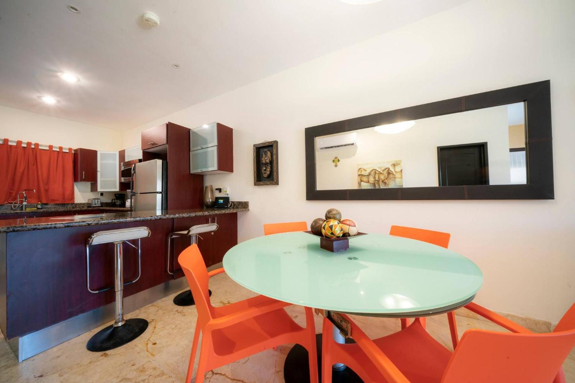 Surf 301 - Luxury Oceanview Beachfront With Gym - At El Faro Ferienhaus *
