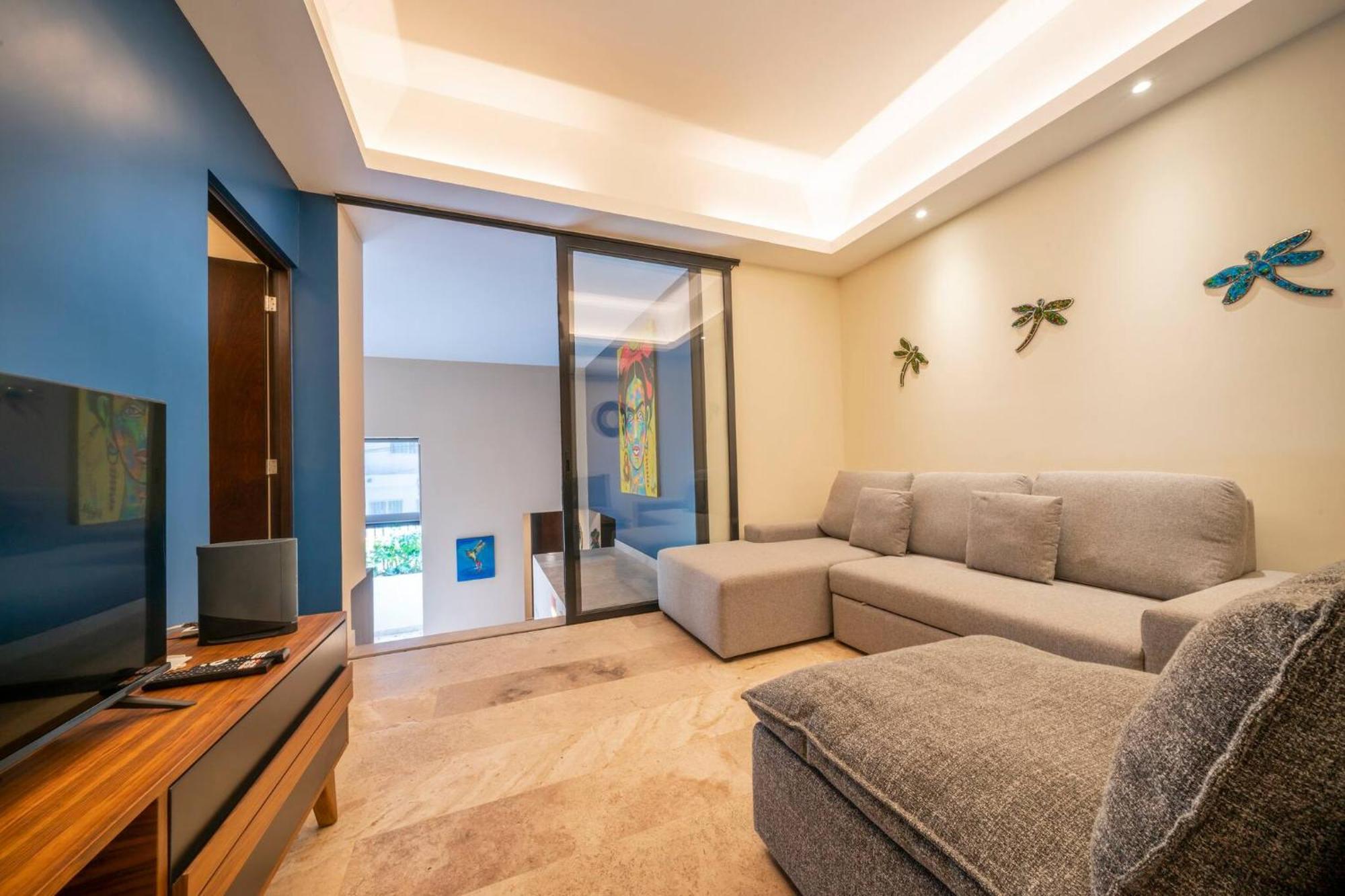 Veronica - Comfortable 2 Bedroom With Rooftop Gym And Pool