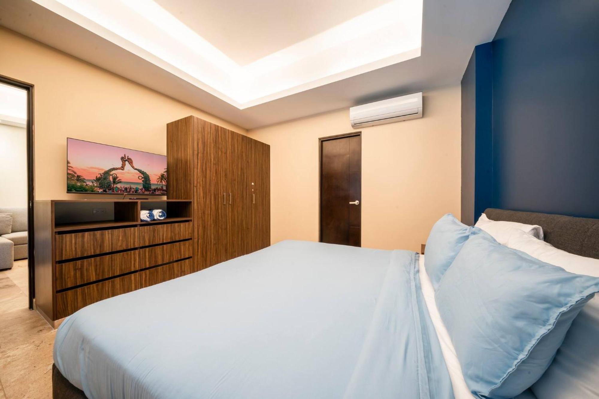 Veronica - Comfortable 2 Bedroom With Rooftop Gym And Pool *