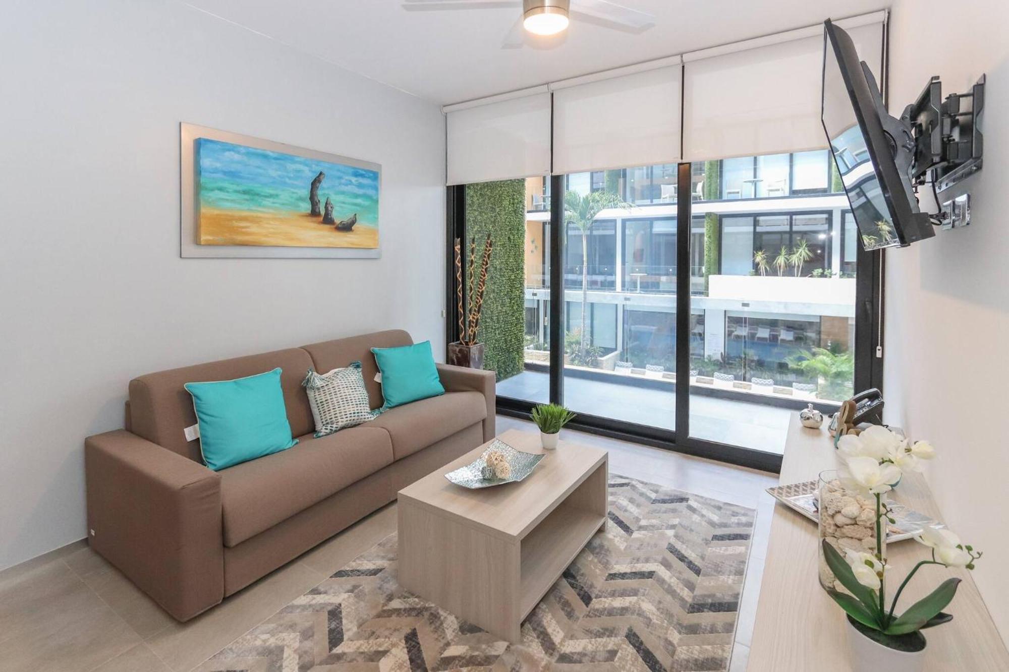 Apartment Luxury 1 Bedroom - 2 Pools & Gym - At The - Descanso *
