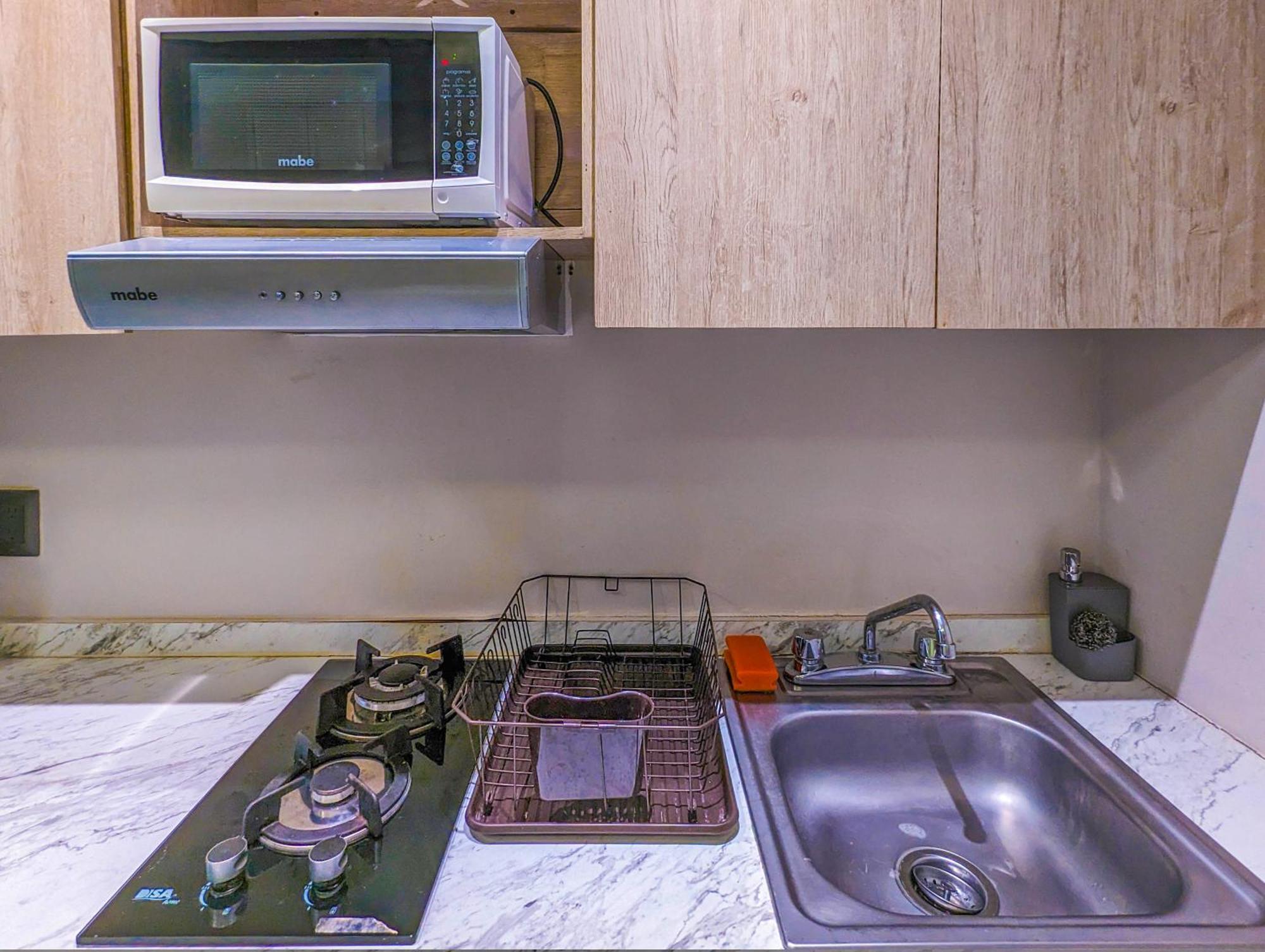 Apartment 500m To L King Beds Kitchen L Pool Patio Gym Bikes Ac 20405
