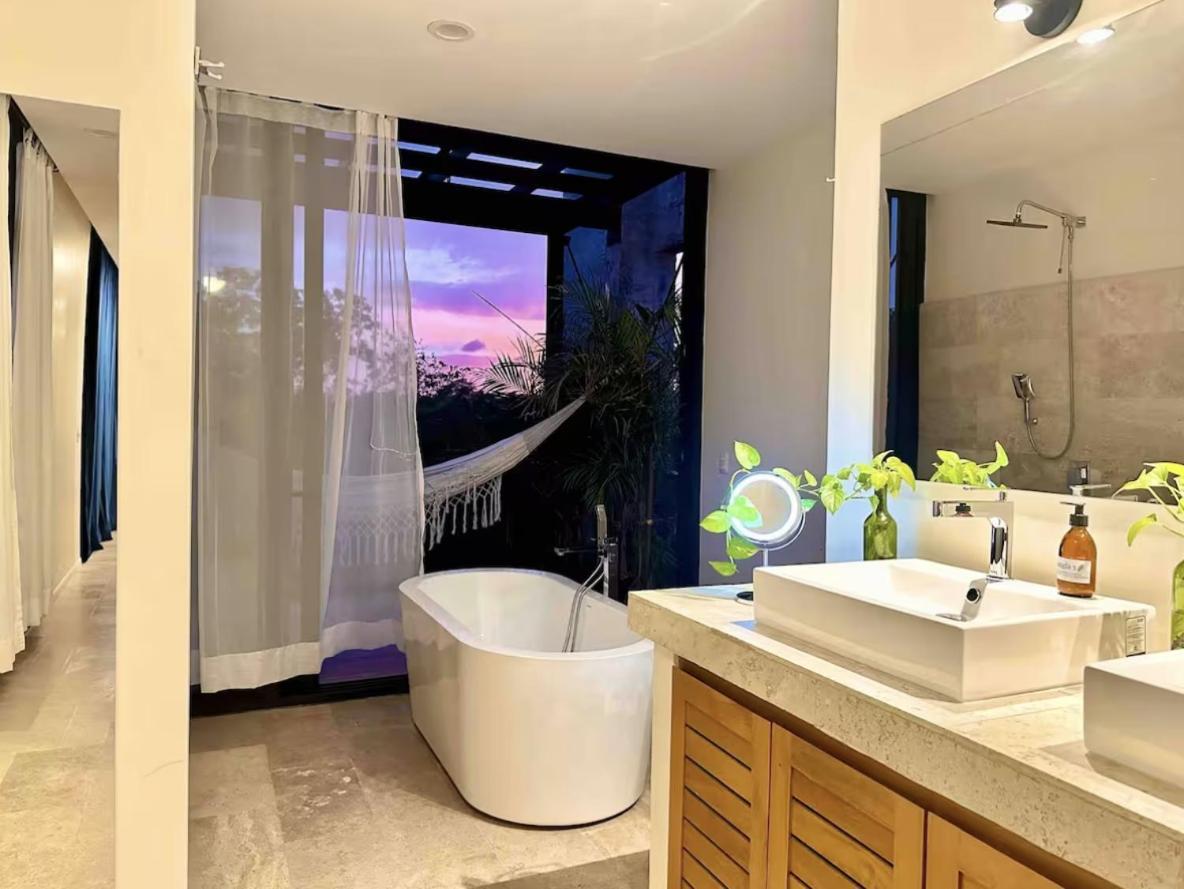 Glass Jungle With Amazing Views -10 Min Dt * Playa del Carmen