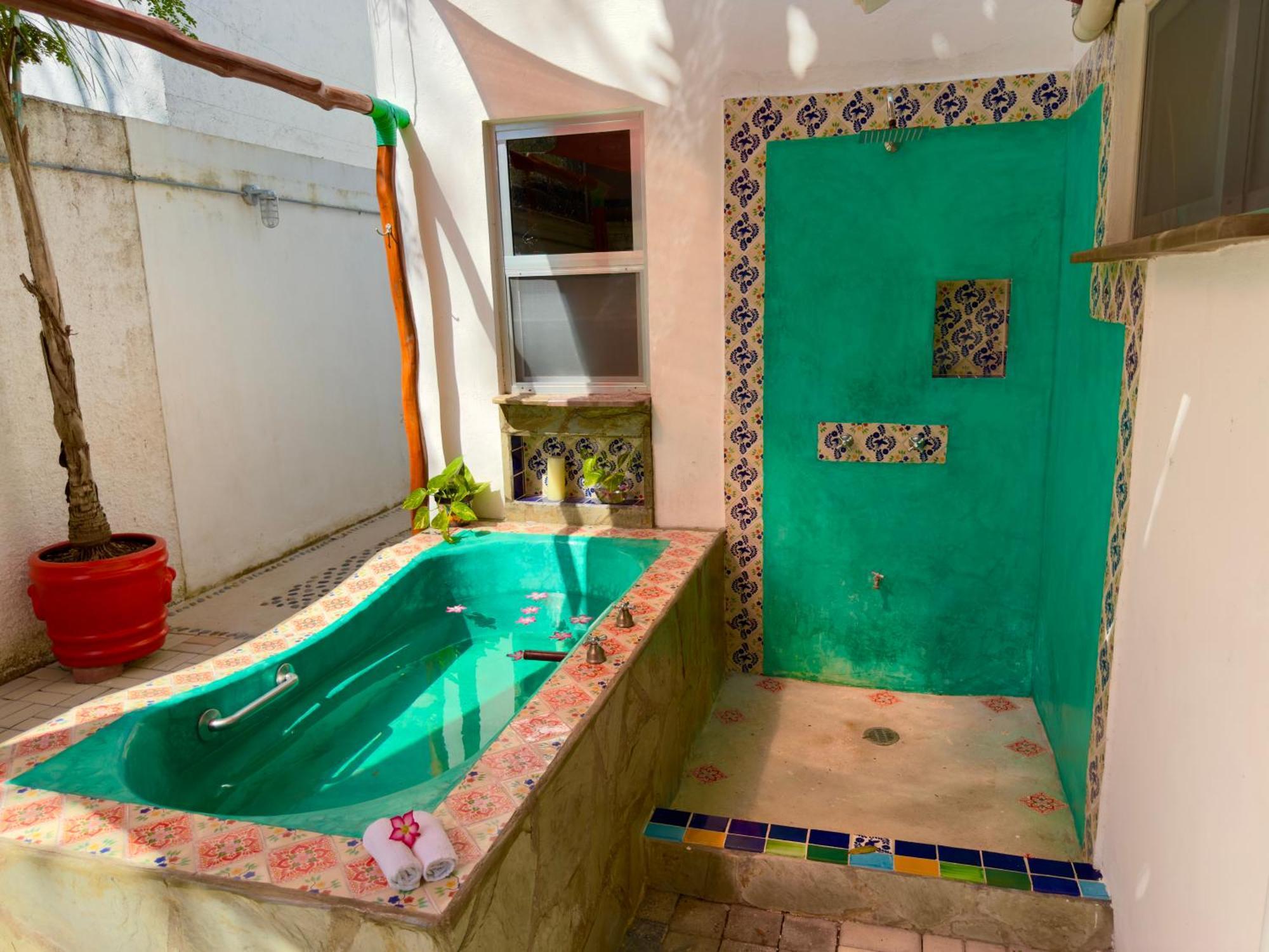 Villa Urbaneden 'another Day In Paradise' *