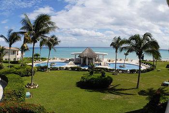 Xaman Ha Aparthotel Playa del Carmen