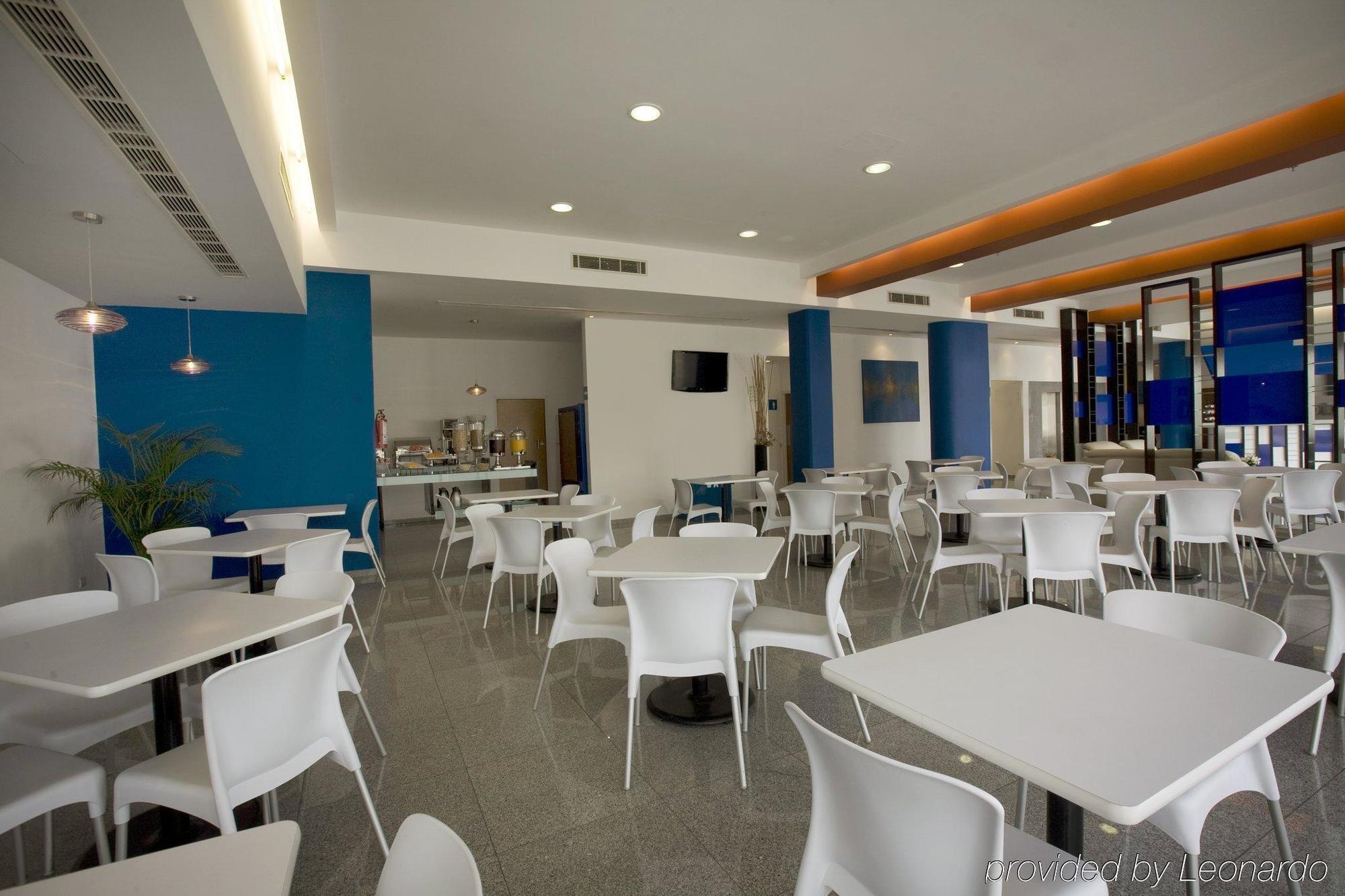 Khách sạn One Playa del Carmen