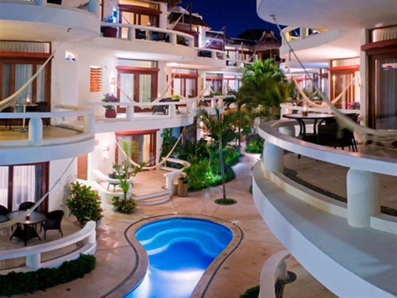 Blue Parrot Khách sạn Playa del Carmen