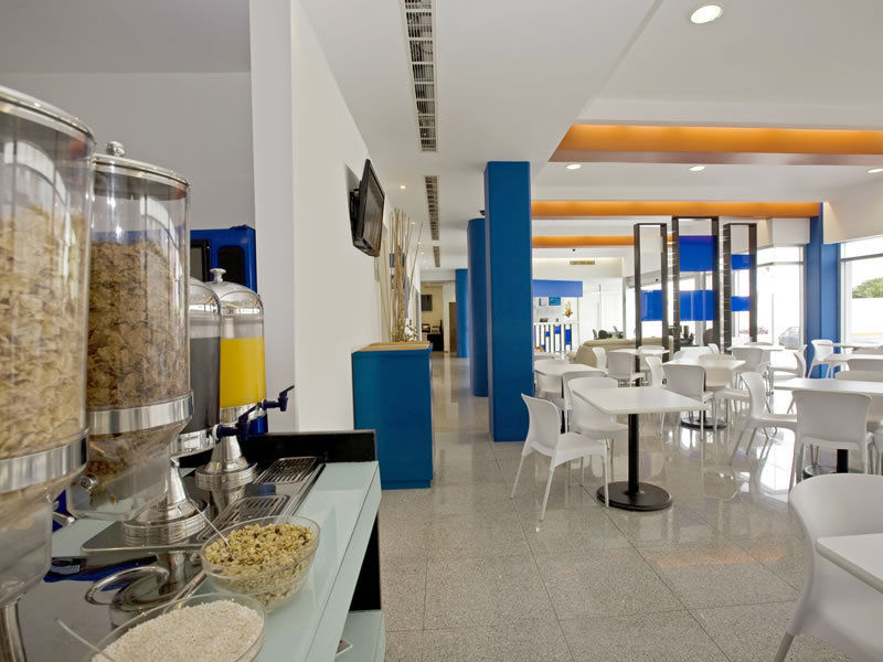 Khách sạn One Playa del Carmen