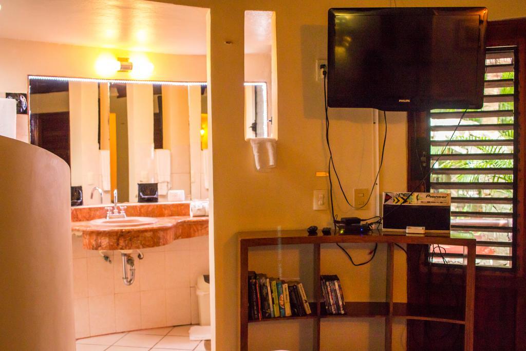 Khách sạn Cocos Adults Only 3*