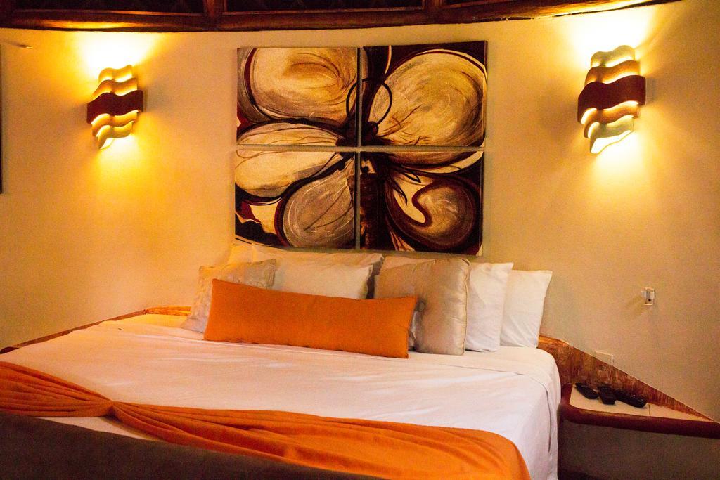 Khách sạn Cocos Adults Only 3*