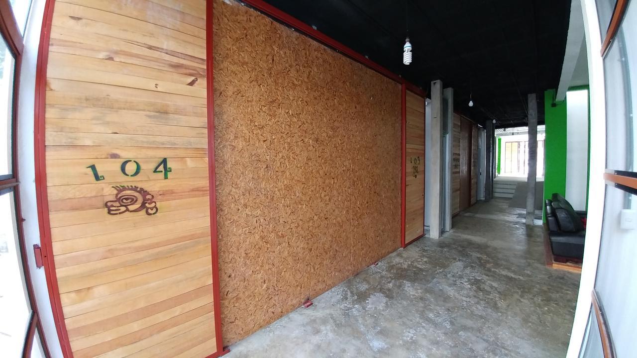 Kaban 44 Hostel *