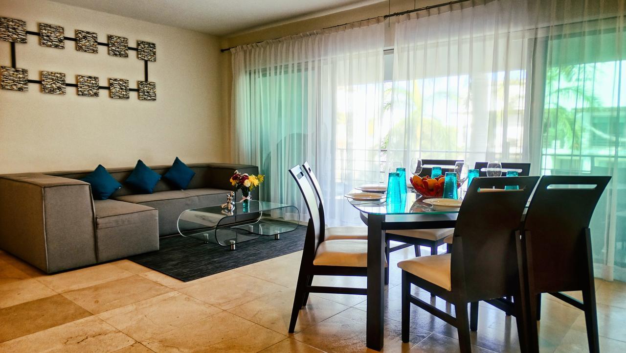 Luxurious & In Playa Steps From The