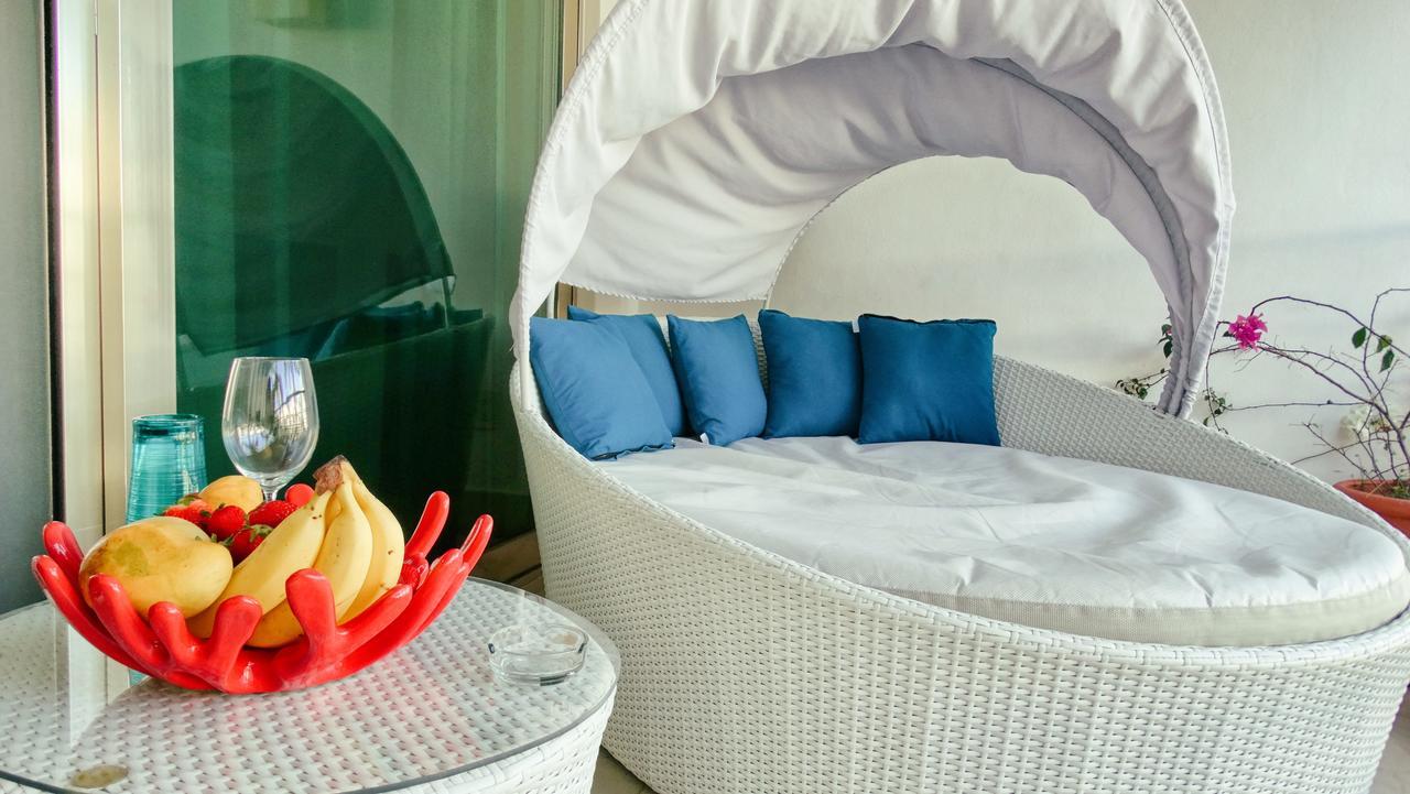 Căn hộ Luxurious & In Playa Steps From The