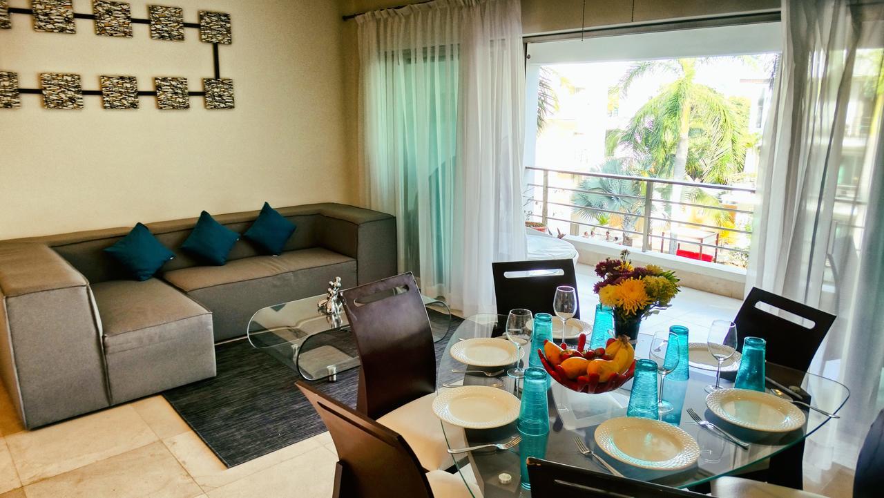Luxurious & In Playa Steps From The *