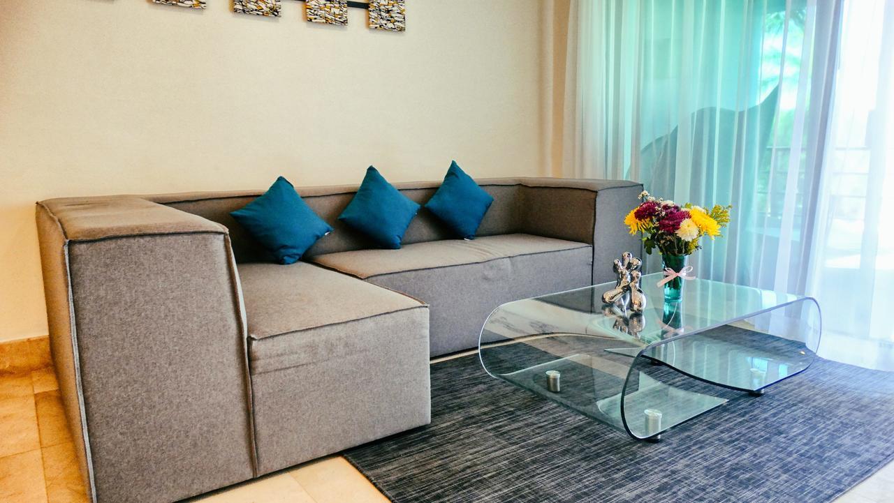 Căn hộ Luxurious & In Playa Steps From The