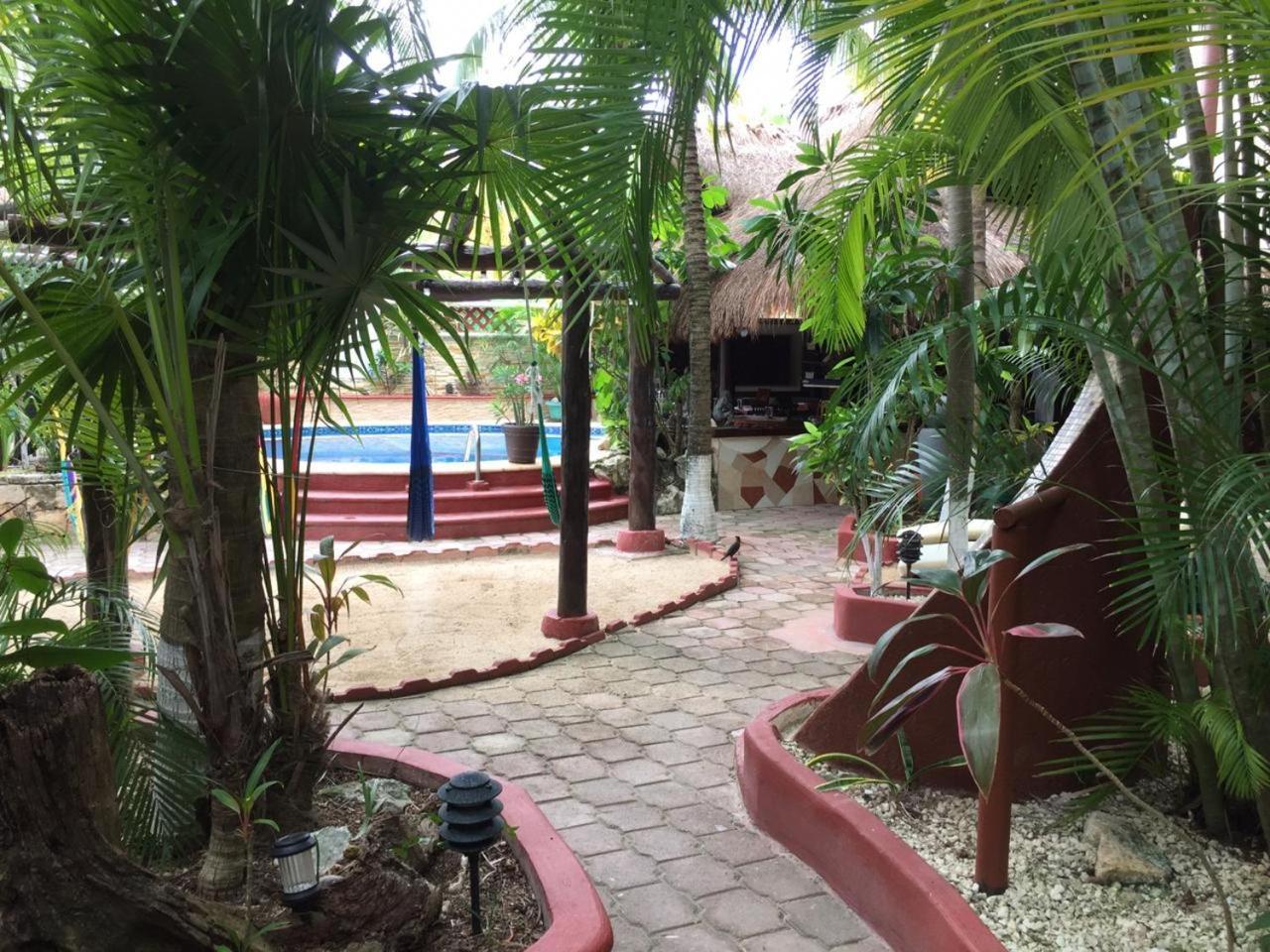 Khách sạn Cocos Adults Only 3*