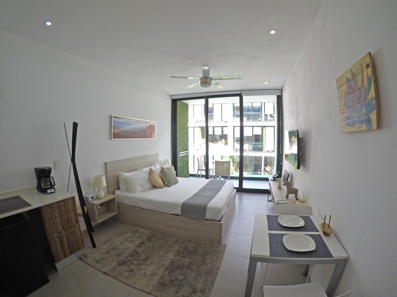 The City Luxury & By Baitna Playa del Carmen