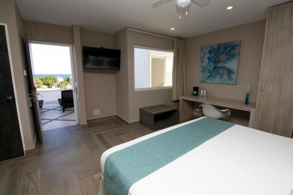 Bfh Attraction Deluxe Hotel Playa del Carmen