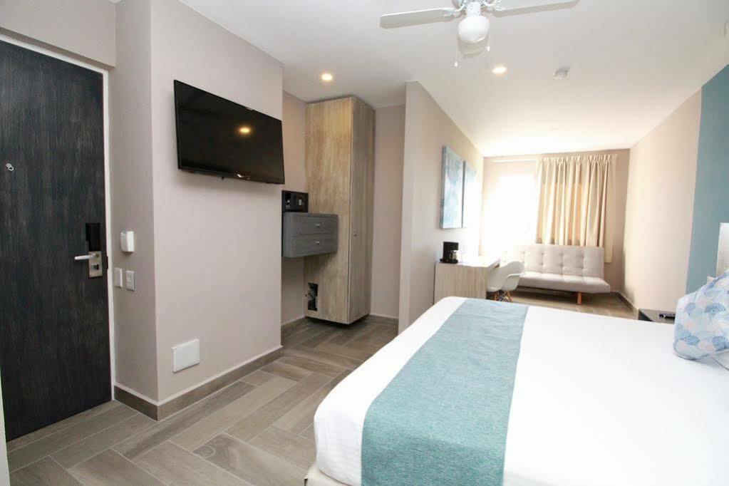Hotel Bfh Attraction Deluxe 3*