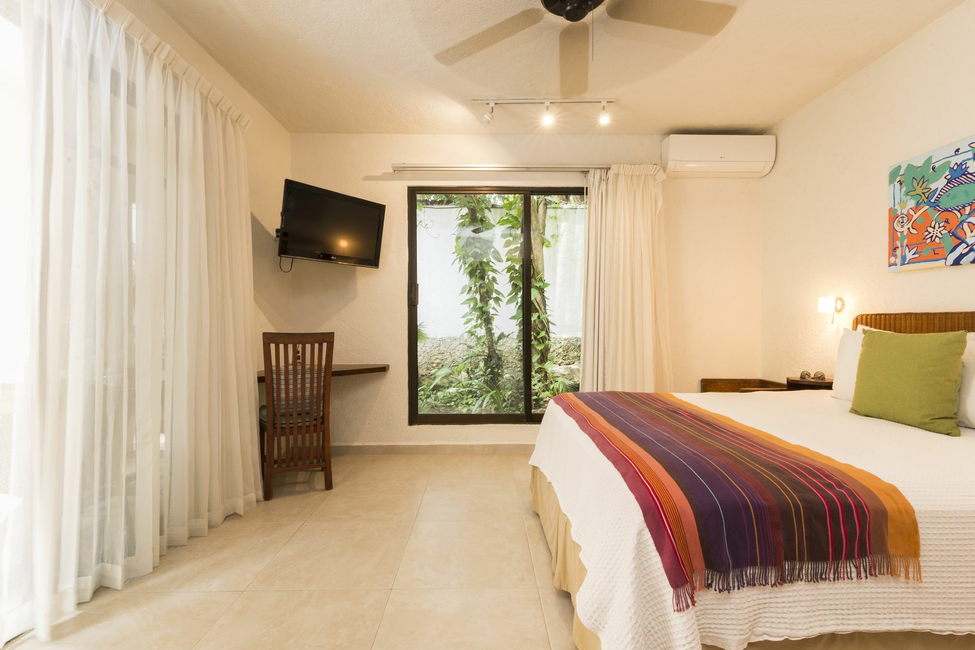 Hotel Club Yebo 3*