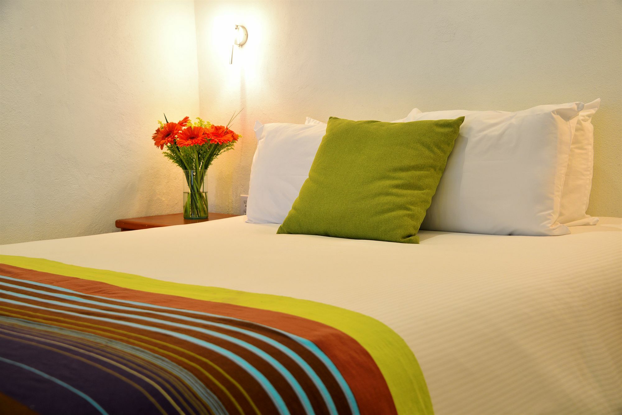 Club Yebo Hotel 3*
