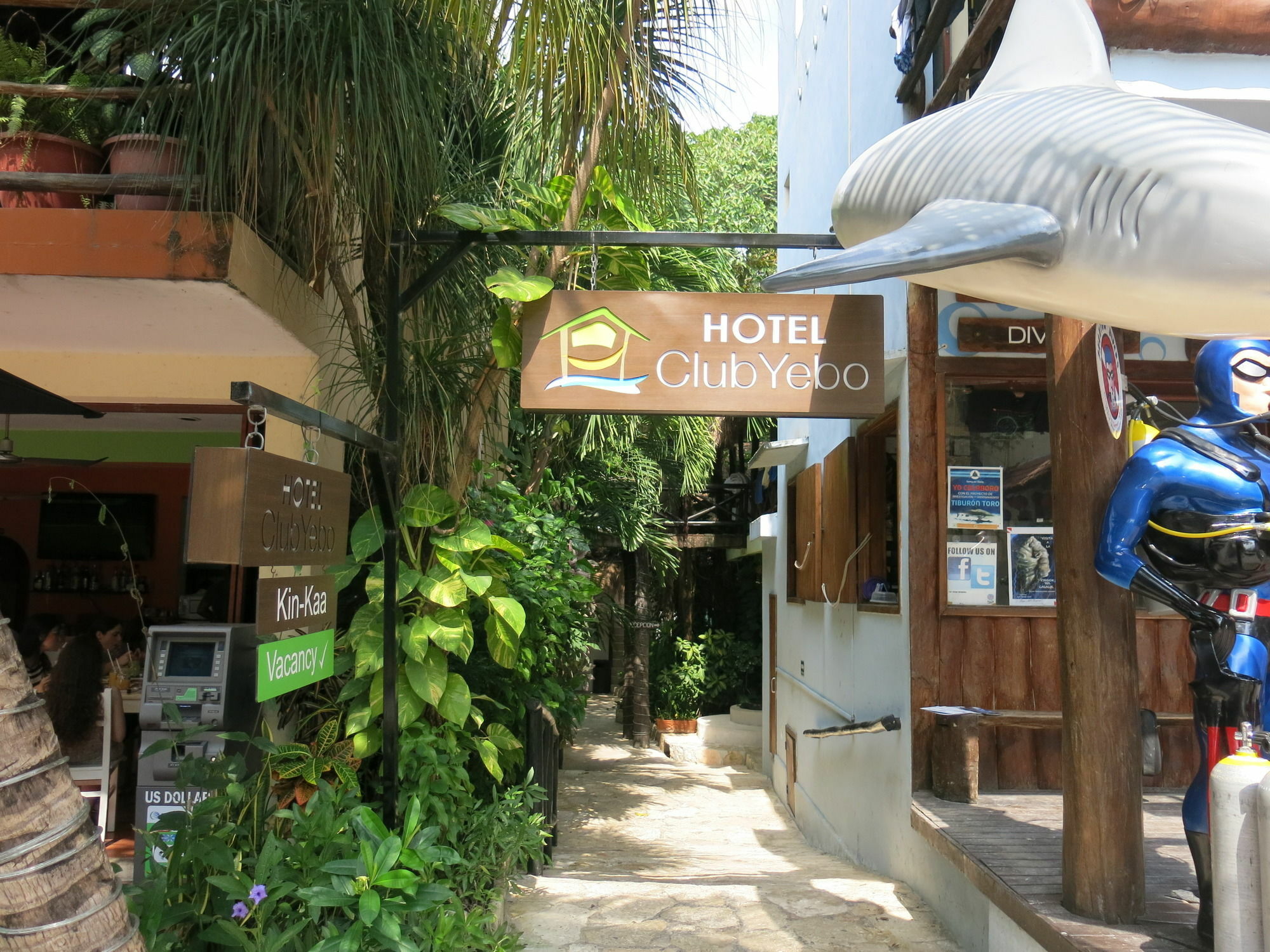 Club Yebo Playa del Carmen