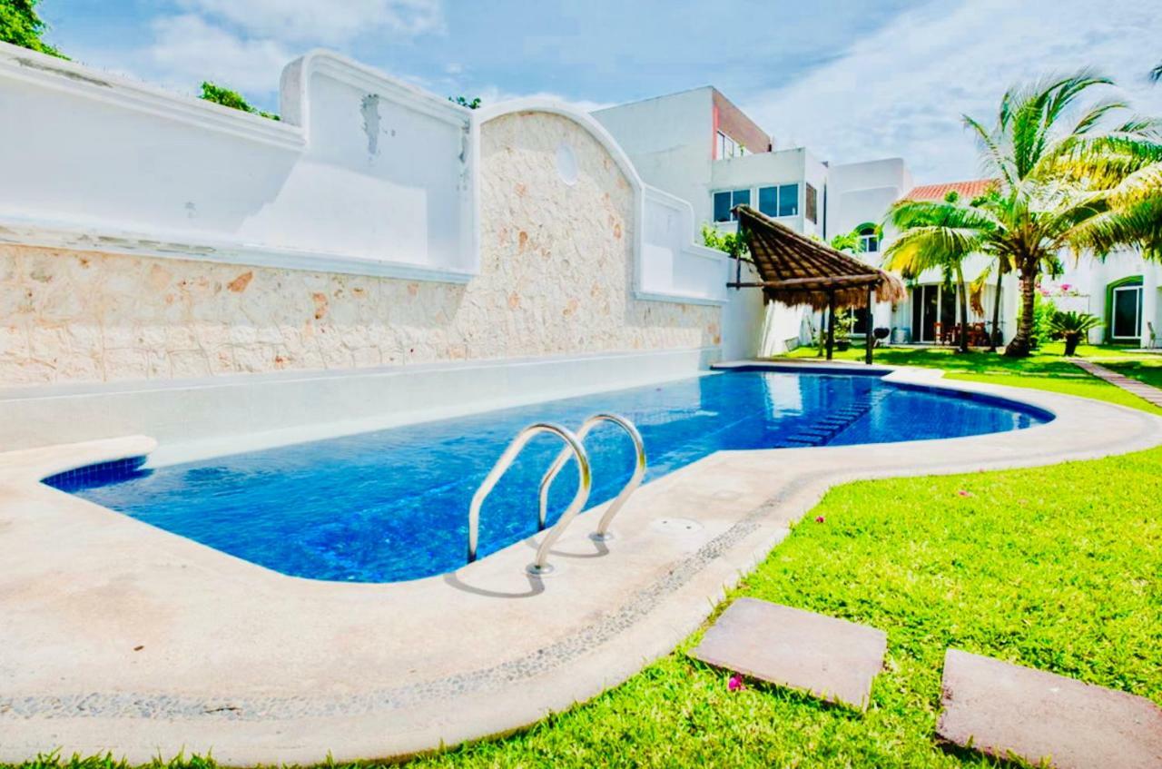 Gorgeous 11 People Comfort With Pool Playacar Phase 2 Villa *