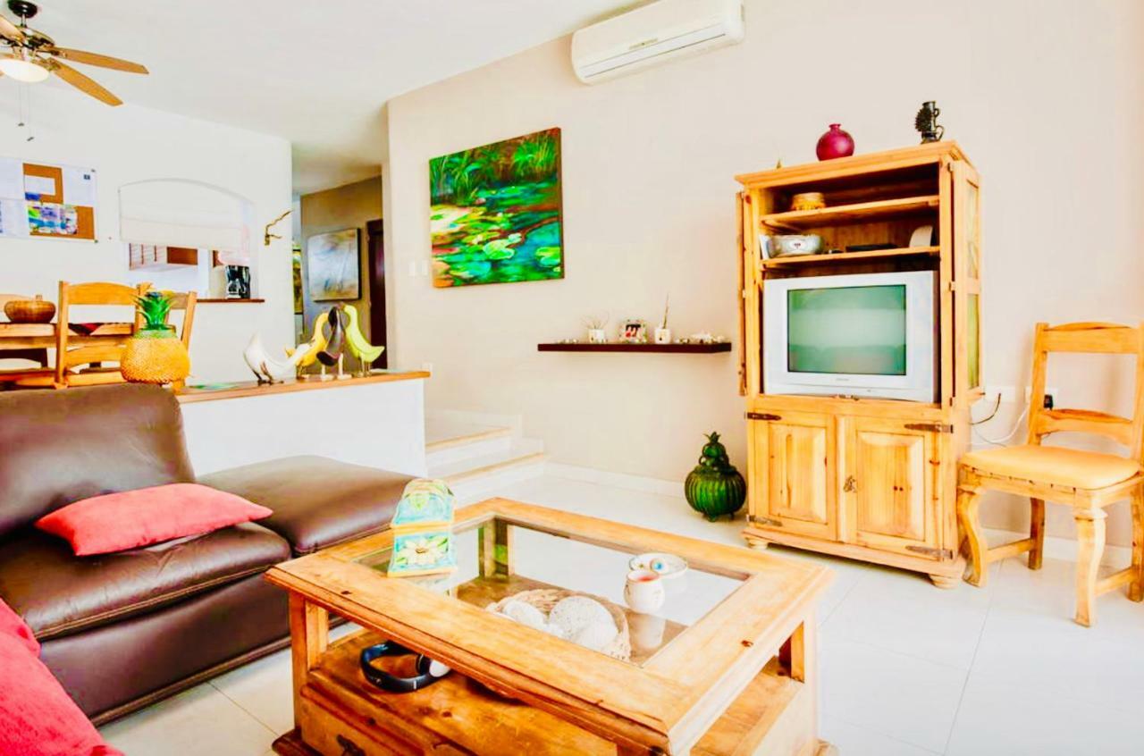 Villa Gorgeous 11 People Comfort With Pool Playacar Phase 2 Playa del Carmen
