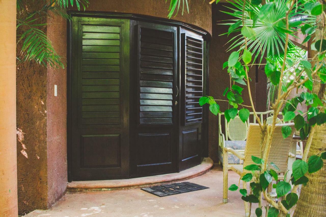 Cocos Adults Only Khách sạn 3*