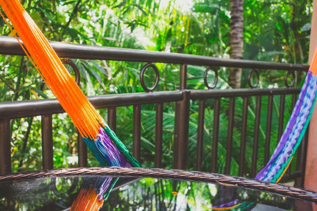 Cocos Adults Only Khách sạn 3*